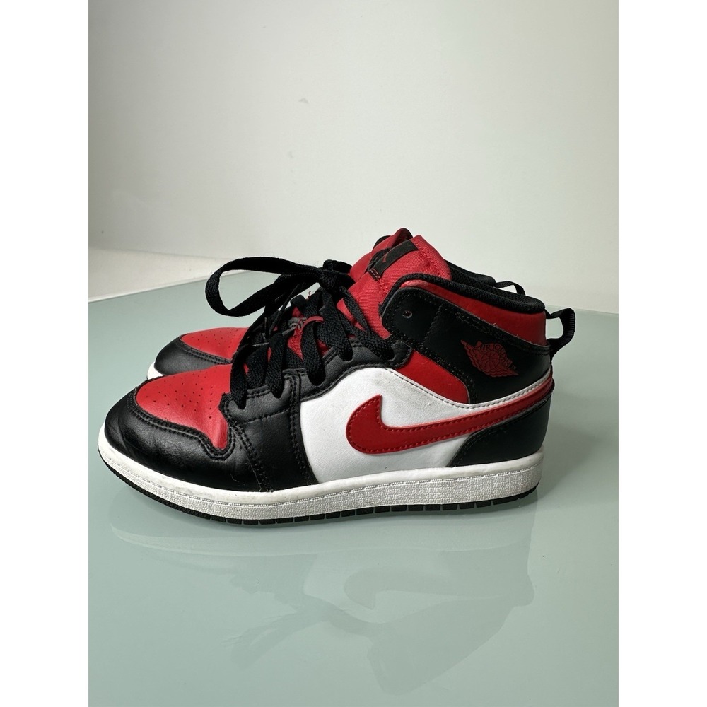 Nike Air Jordan 1 Mid Bred Toe Youth Size 3 Y Black Fire Red White 554725-079